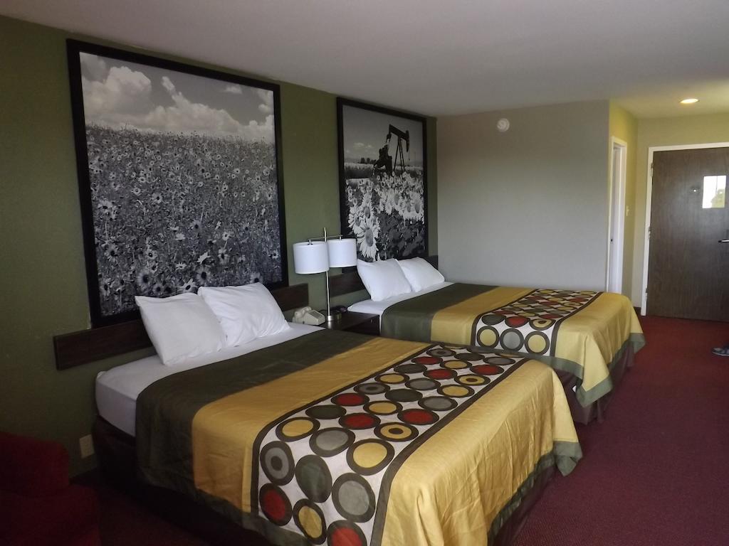 Super 8 By Wyndham Sterling Co Hotel Kültér fotó