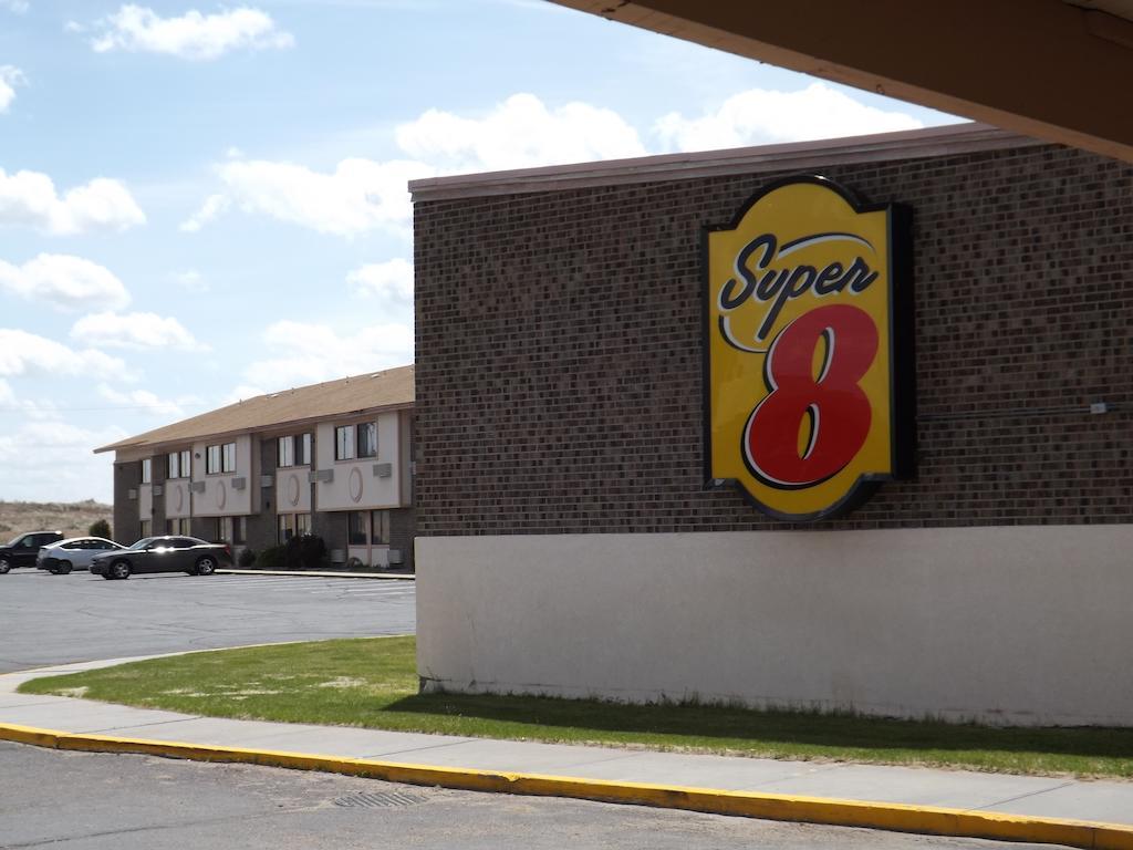 Super 8 By Wyndham Sterling Co Hotel Kültér fotó